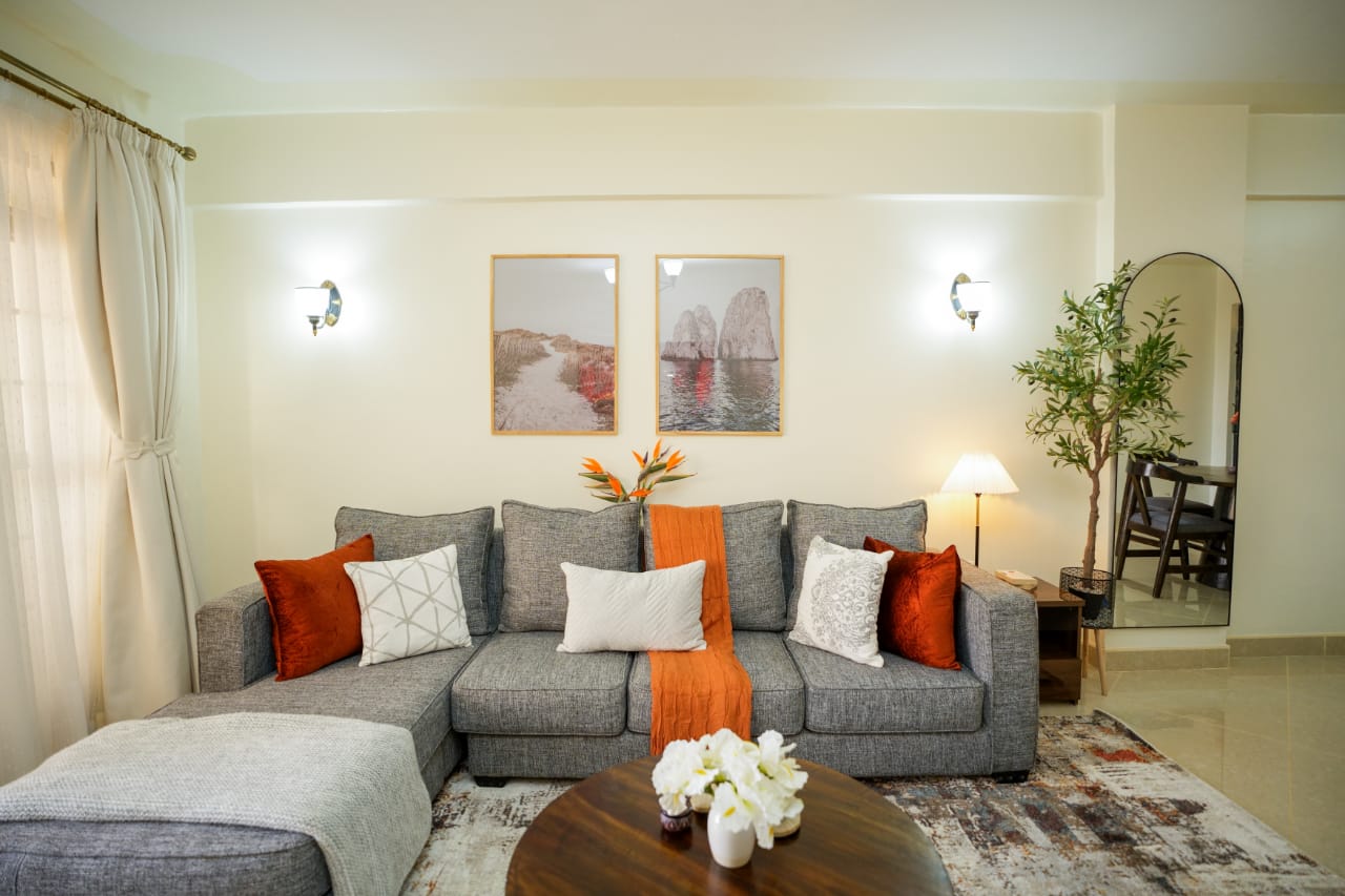 Hilltop Apartment - Hero 2