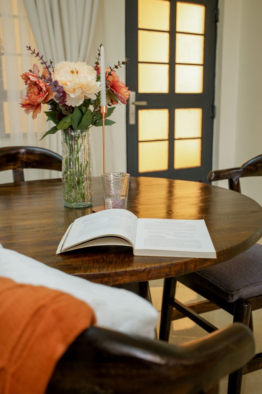 Hilltop Apartment - Image 10