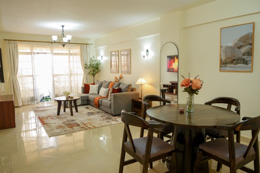 Hilltop Apartment - Image 11